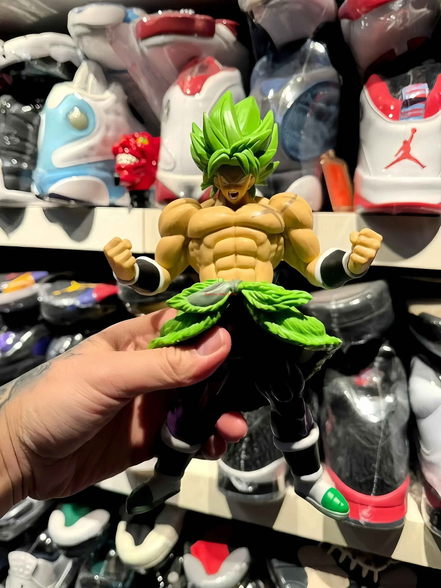 Broly Super Saiyan Full Power Figure β Dragon Ball Super Collectible