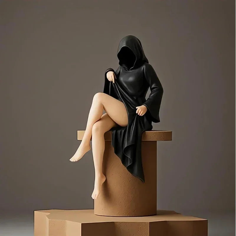 GOTHIC MYSTERIOUS "FACELESS QUEEN" RESIN ART STATUE