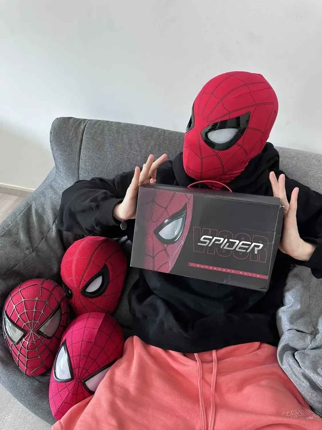 Spider Man Cosplay Head Mask – 1:1 Scale (Life-Size) with Moving Eyes – Electronic & Manual Versions