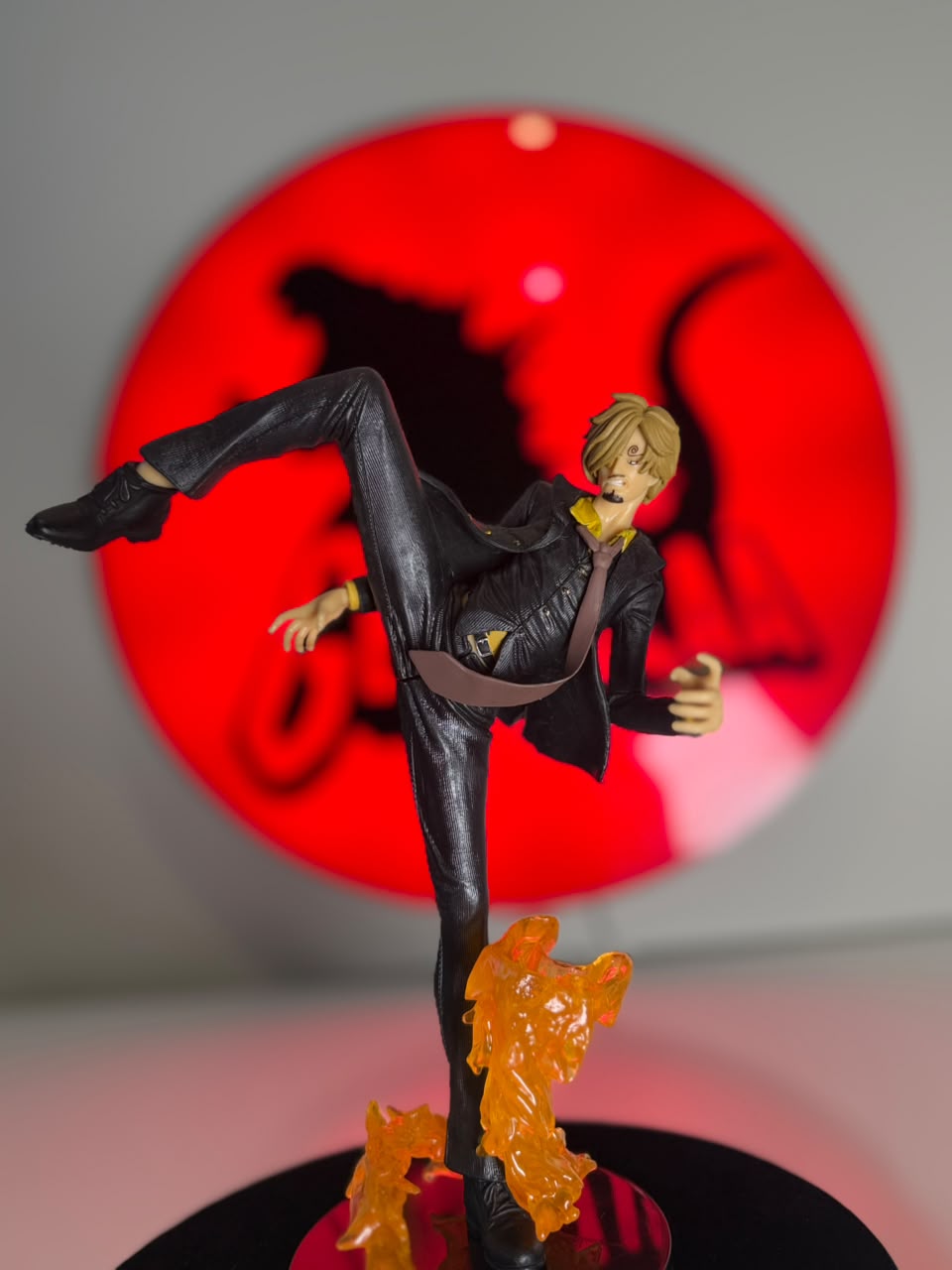 ONE PIECE "BLACK SUIT SANJI" DIABLE JAMBE PREMIER SCALE FIGURE