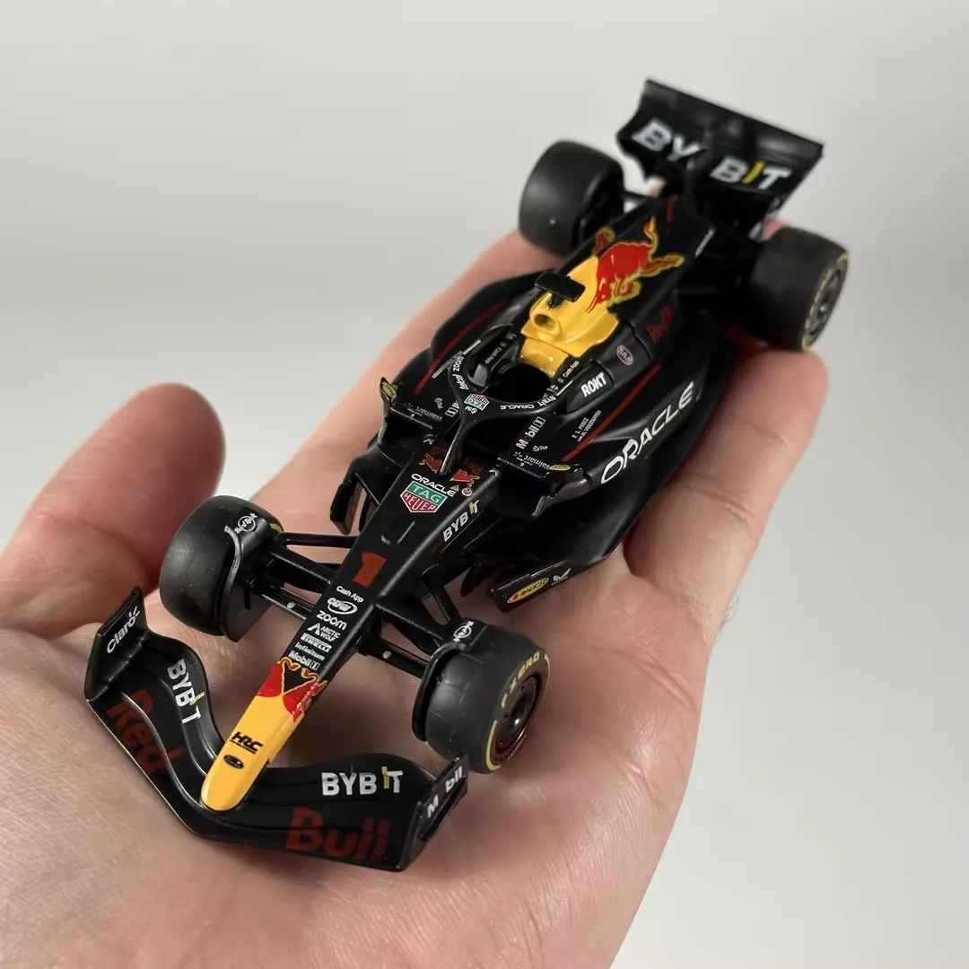 Oracle Red Bull Racing F1 Car Collectible – Premium Diecast Model