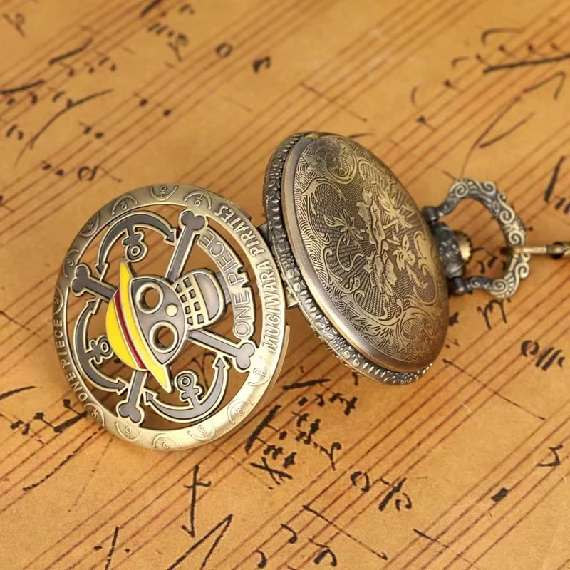 One Piece Anime Pocket Watch – Vintage Bronze Fashion Accessory