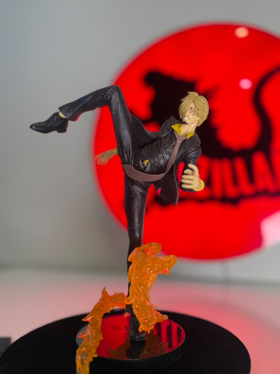 ONE PIECE "BLACK SUIT SANJI" DIABLE JAMBE PREMIER SCALE FIGURE