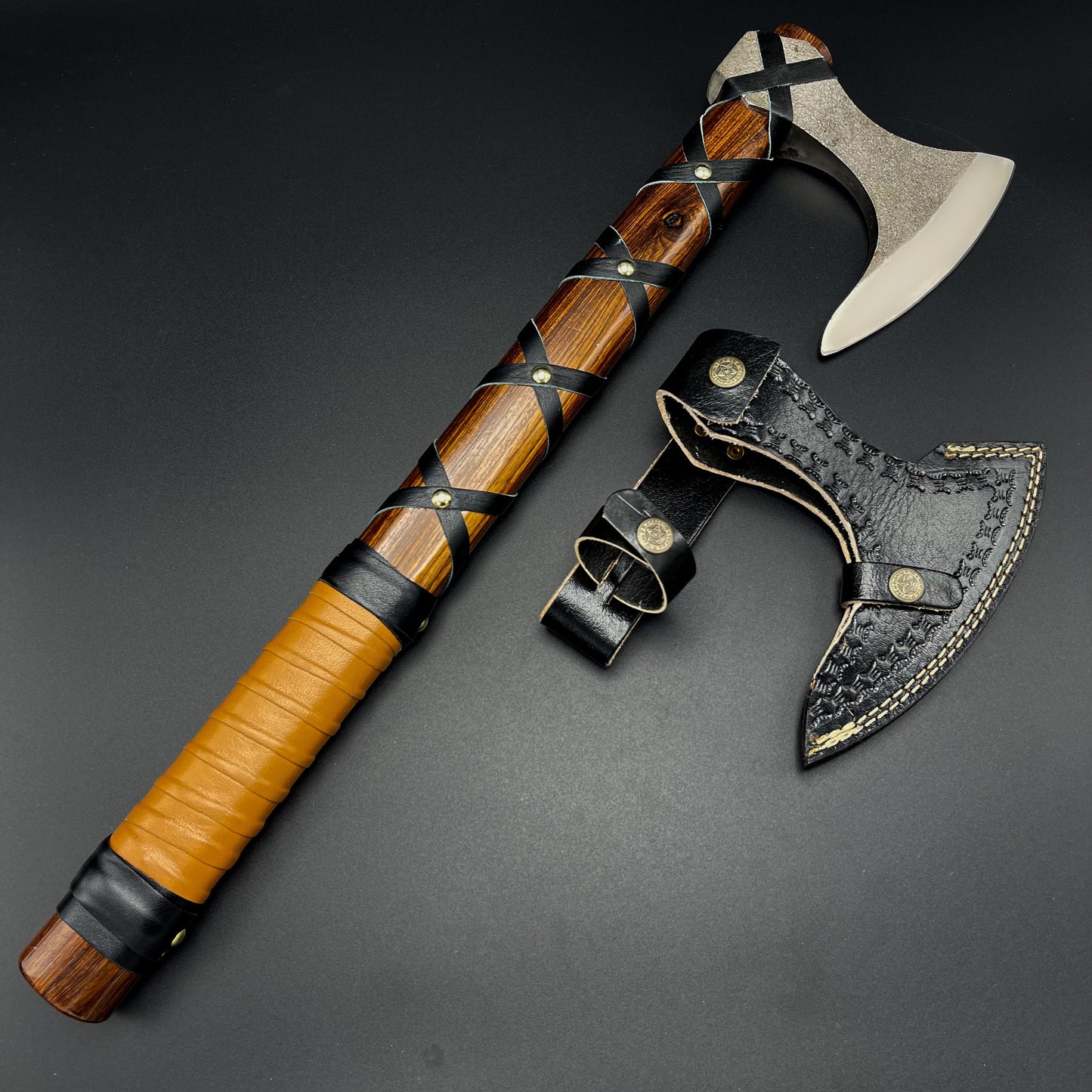 Vikings "Raider Axe" Replica – Premium Nordic Battle Axe Metal Edition