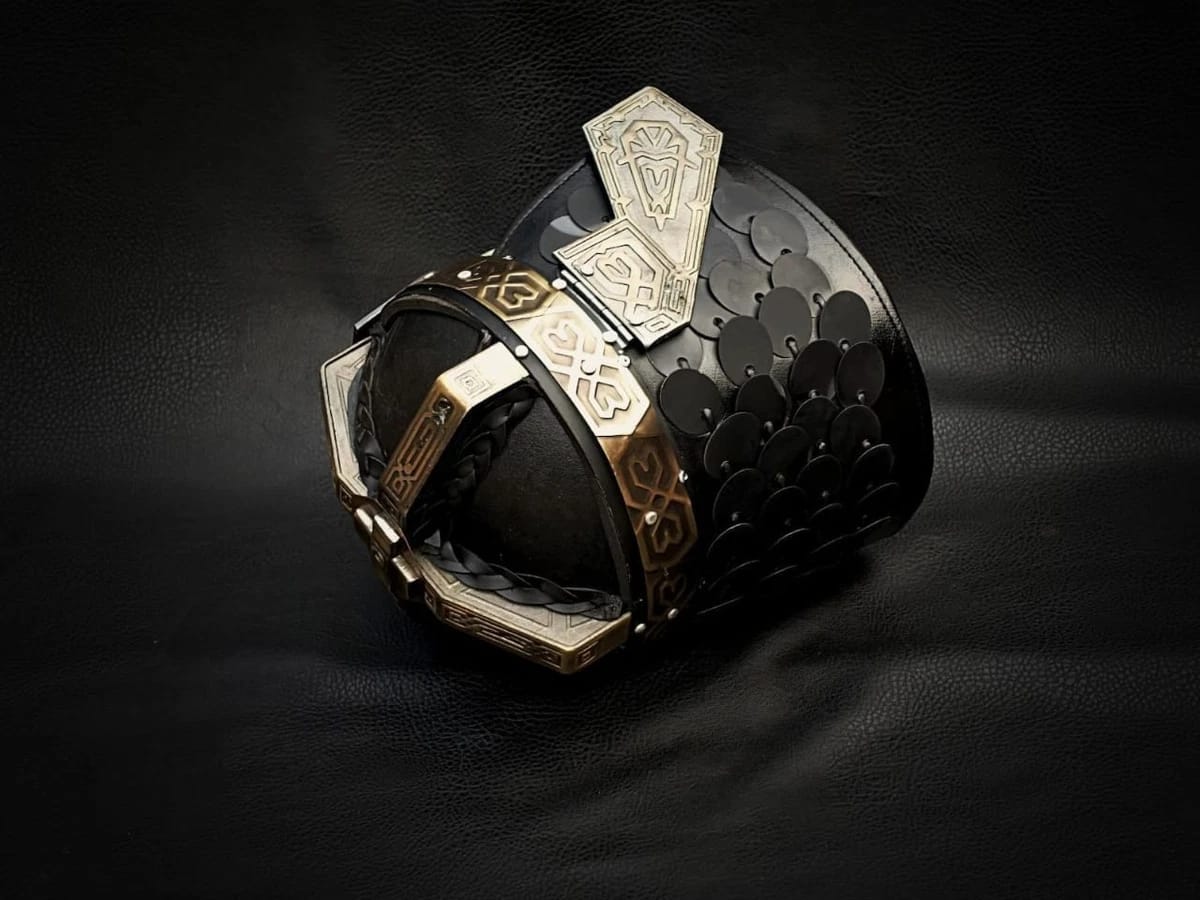 Gimli Dwarf Helmet Replica – Lord of the Rings Collectible Armor | Geekzilla