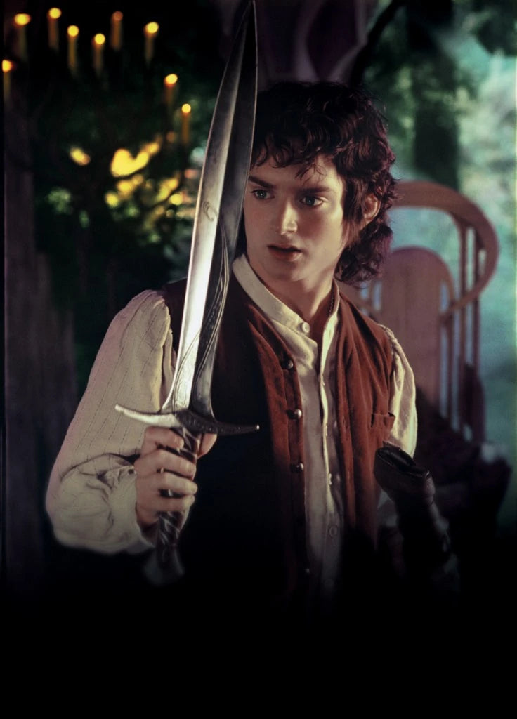Lord of the Rings "Sting" Sword Replica – Premium Elven Blade of Bilbo & Frodo with sheath and wall mount stand