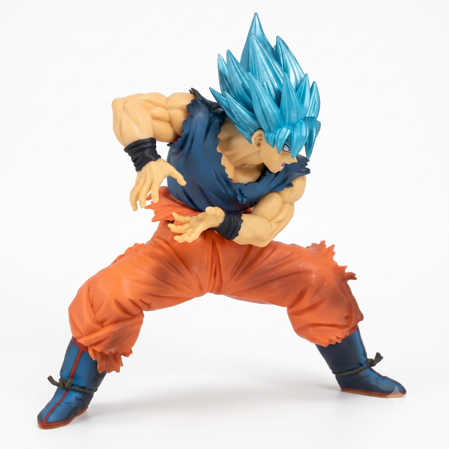 Super Saiyan Blue Goku – Dragon Ball Super Figure