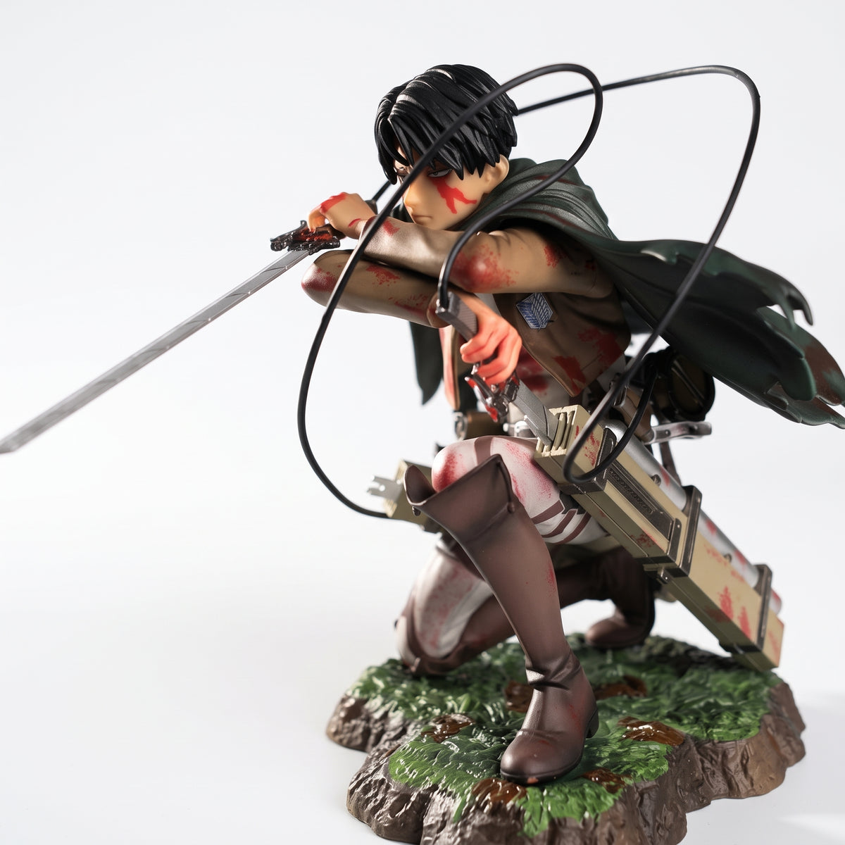 Attack on Titan Captain Levi Ackerman Battle Figure | ODM Gear Statue