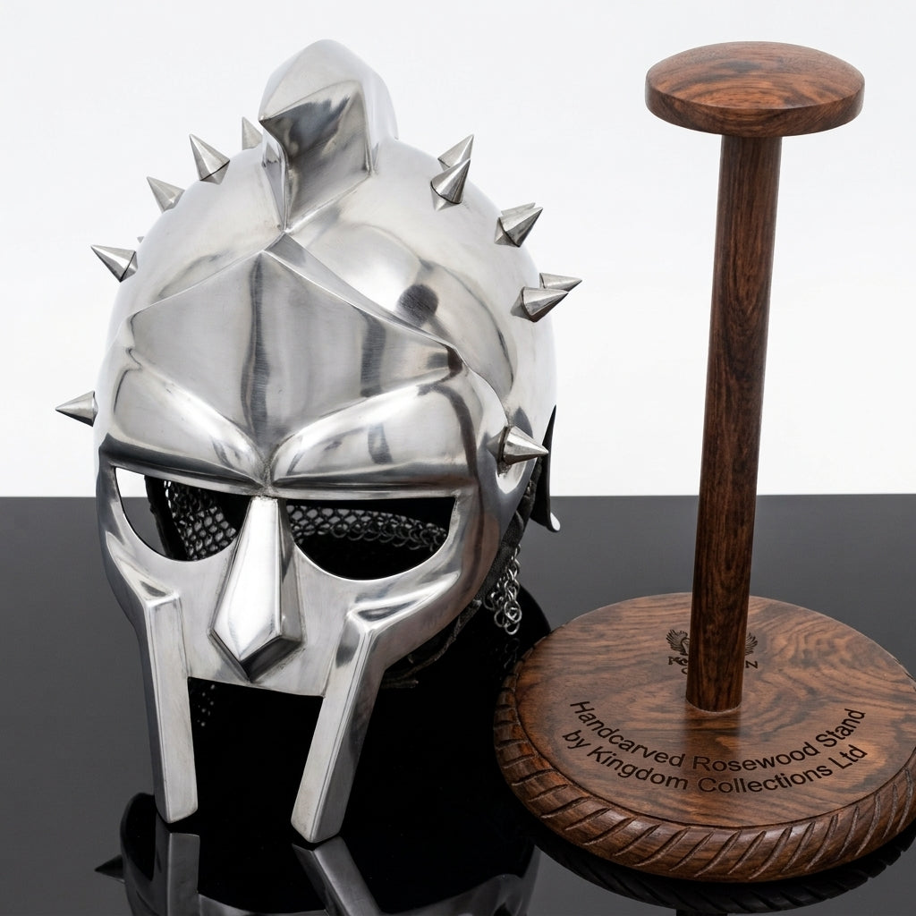 High-Quality Maximus Gladiator Helmet Replica – Roman Colosseum Armor | Geekzilla