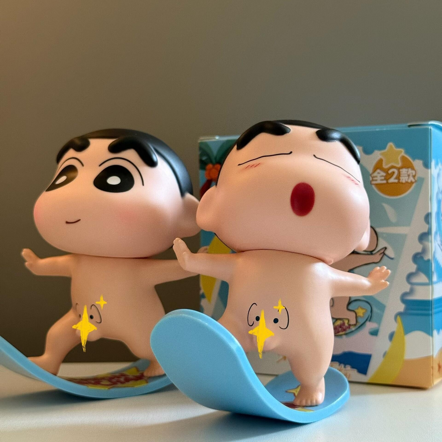 Crayon Shin-chan Surfing Action Figure – Funny Beach Style Shinnosuke Nohara Statue, Cute Anime Collectible Figurine with Display Box