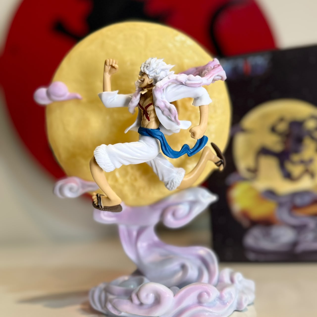 Luffy Rush To The Moon Lamp Figurine