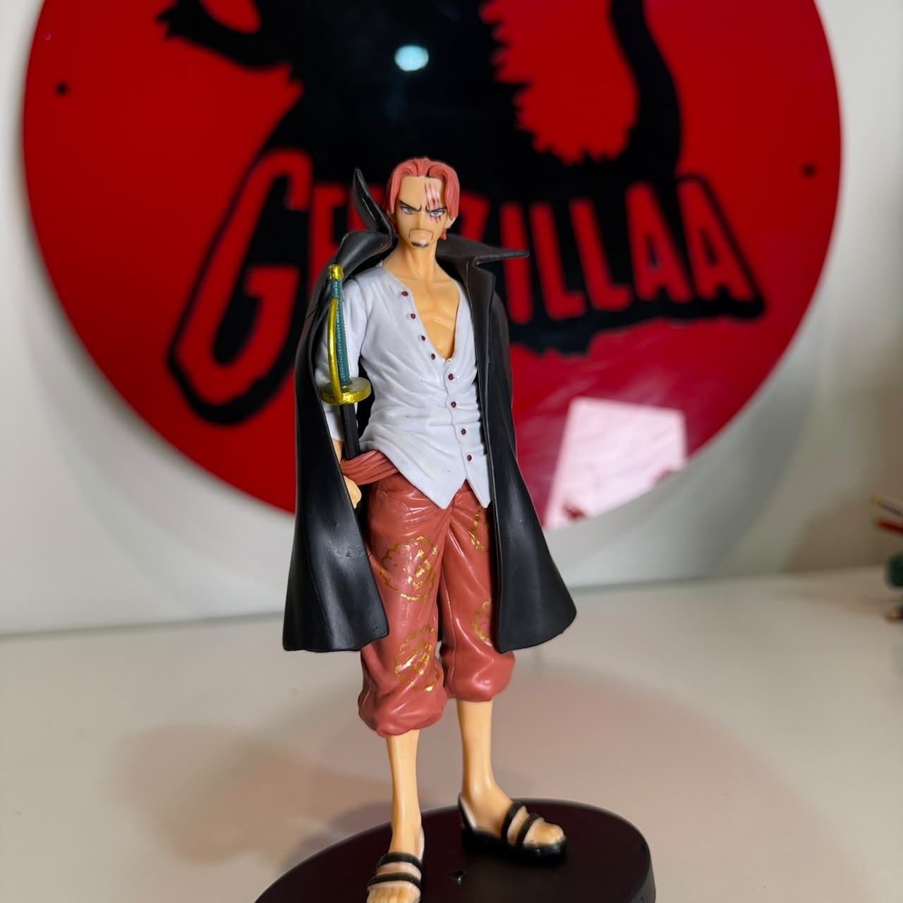 Shanks Action Figure – Red-Haired Pirate King from One Piece