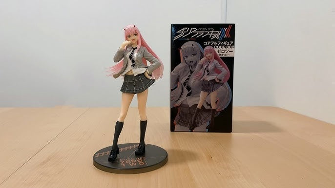 ZERO TWO SCHOOL UNIFORM COLLECTIBLE FIGURE