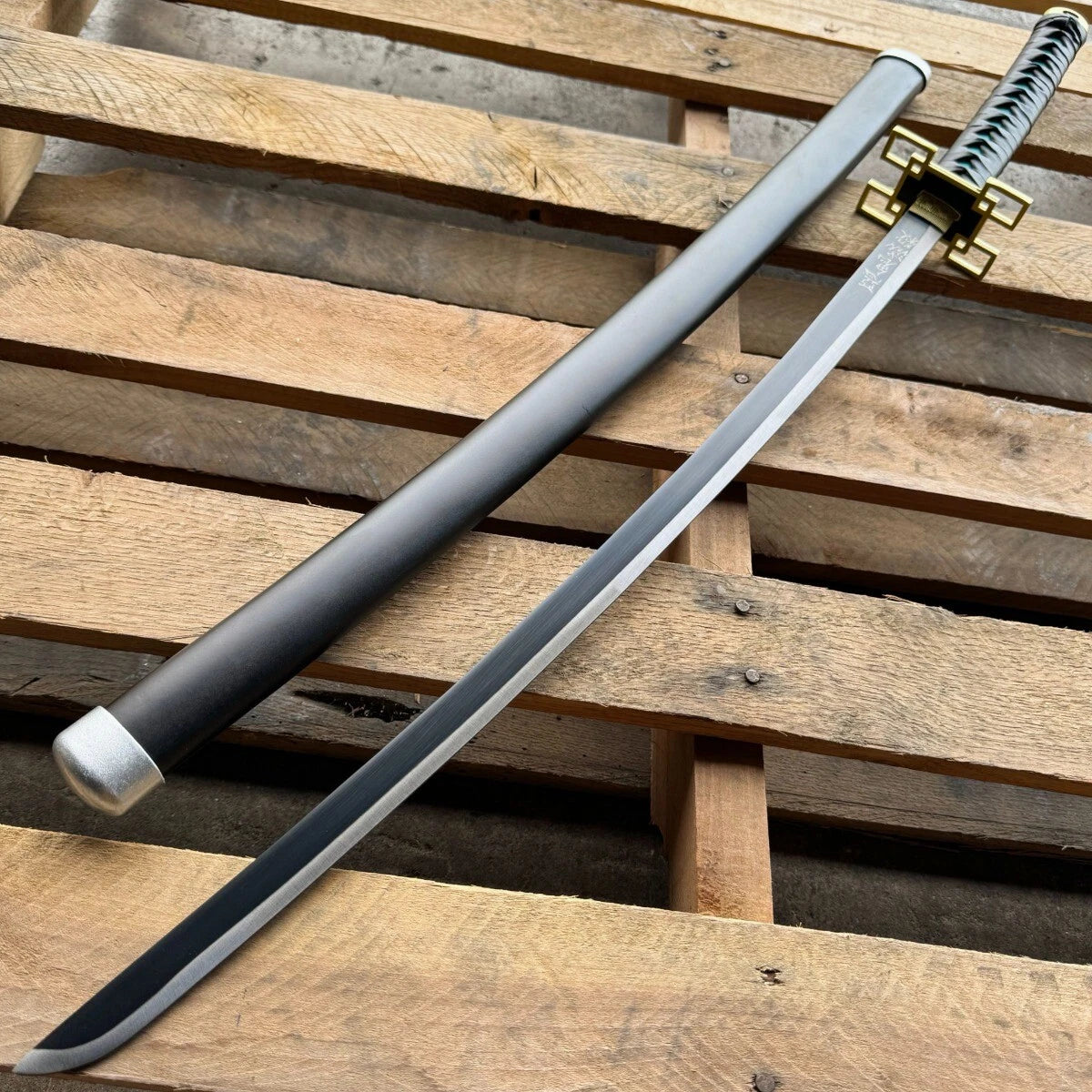 Premium Demon Slayer Hashira Nichirin Katana Replica – High-Quality Metallic Samurai Sword with Scabbard (Giyu, Rengoku, Tokito, Mitsuri)