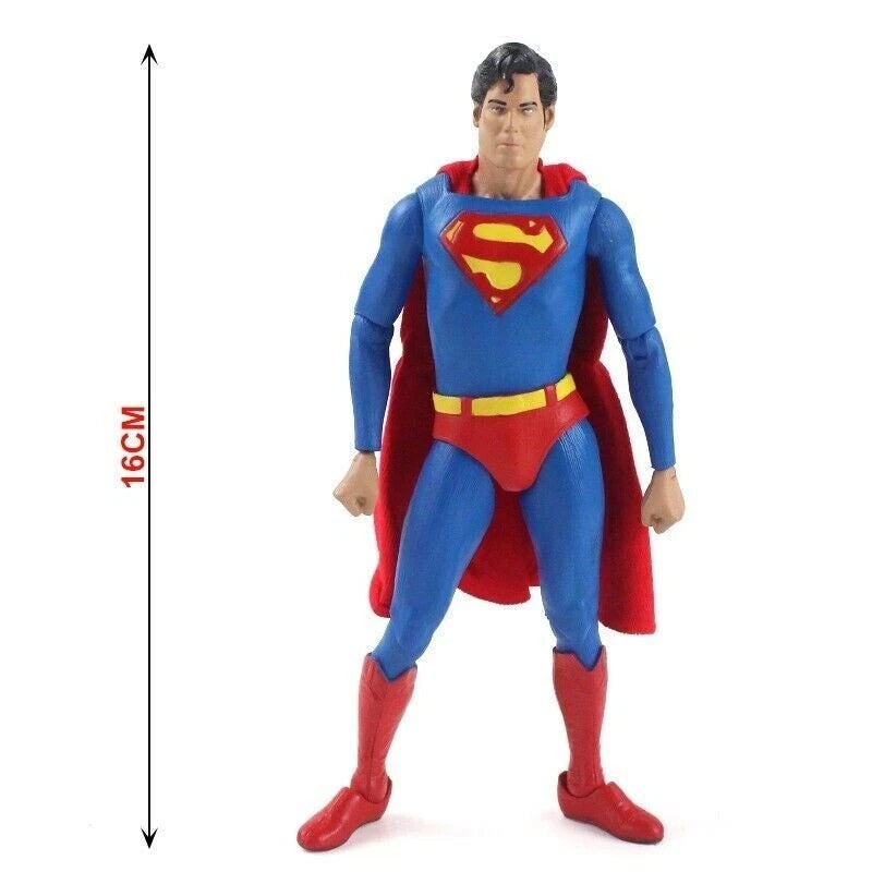 SUPERMAN CLASSIC COLLECTIBLE ACTION FIGURE